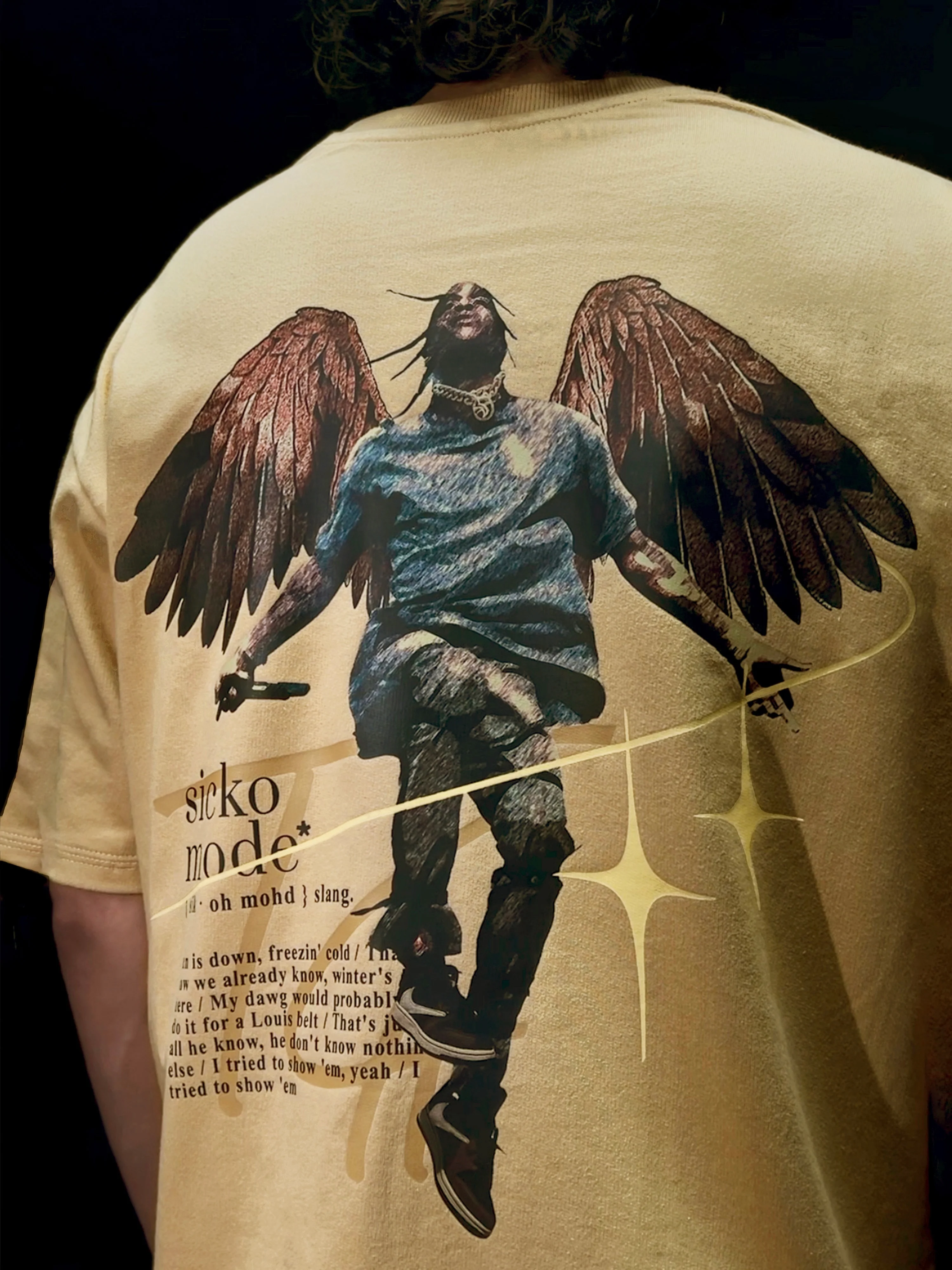 Look Mom I Can Fly - Travis Scott - Oversized Tshirt - OMNIVERSE© - Image 4