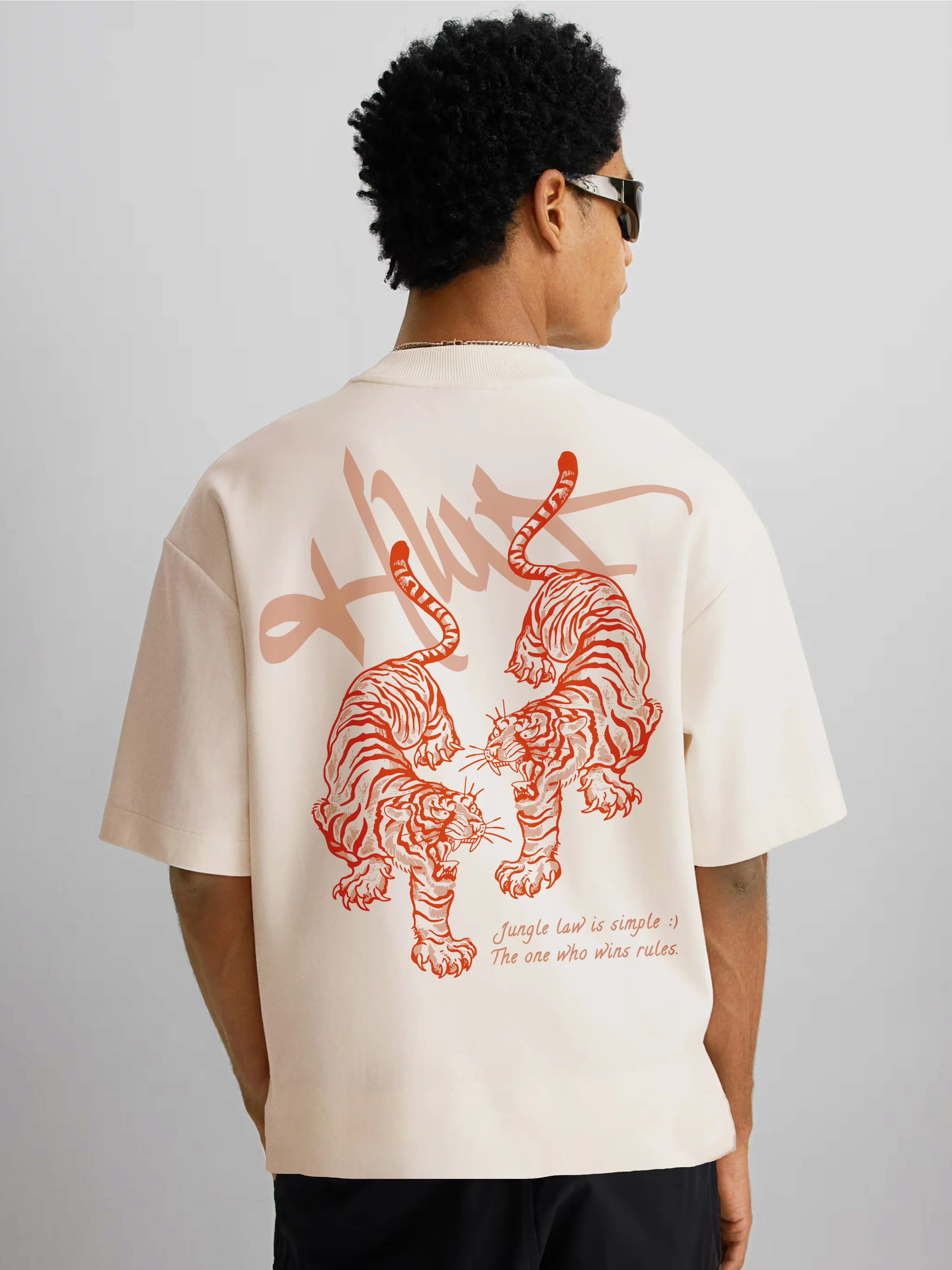 Tiger Combat - Oversized Tshirt - OMNIVERSE© - Image 4